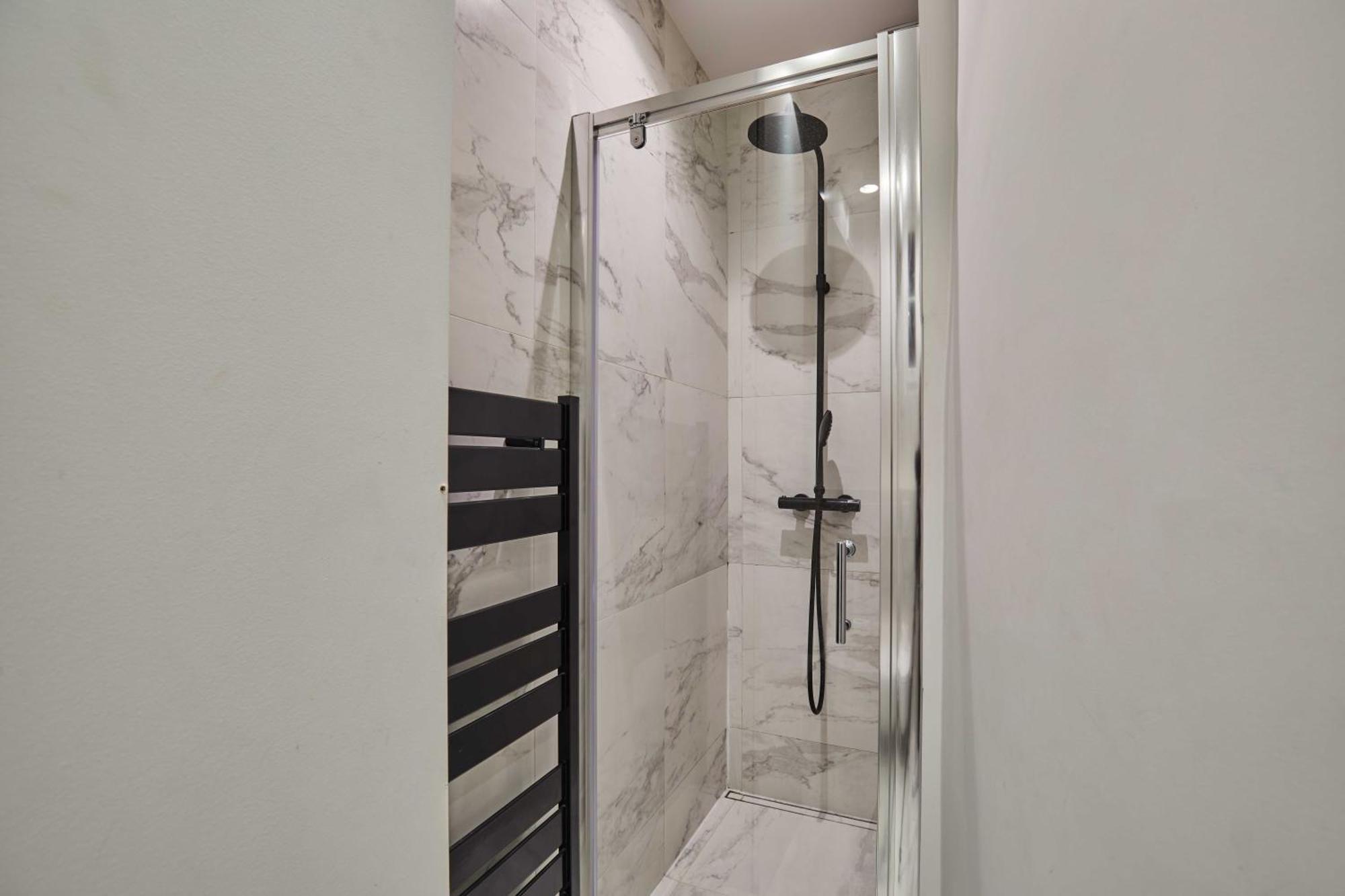 Magnificent Apartment - 3Br- 8P - Batignolles ปารีส ภายนอก รูปภาพ